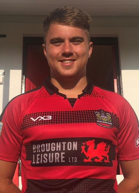 Gwion Jones - cracking try for Tenby